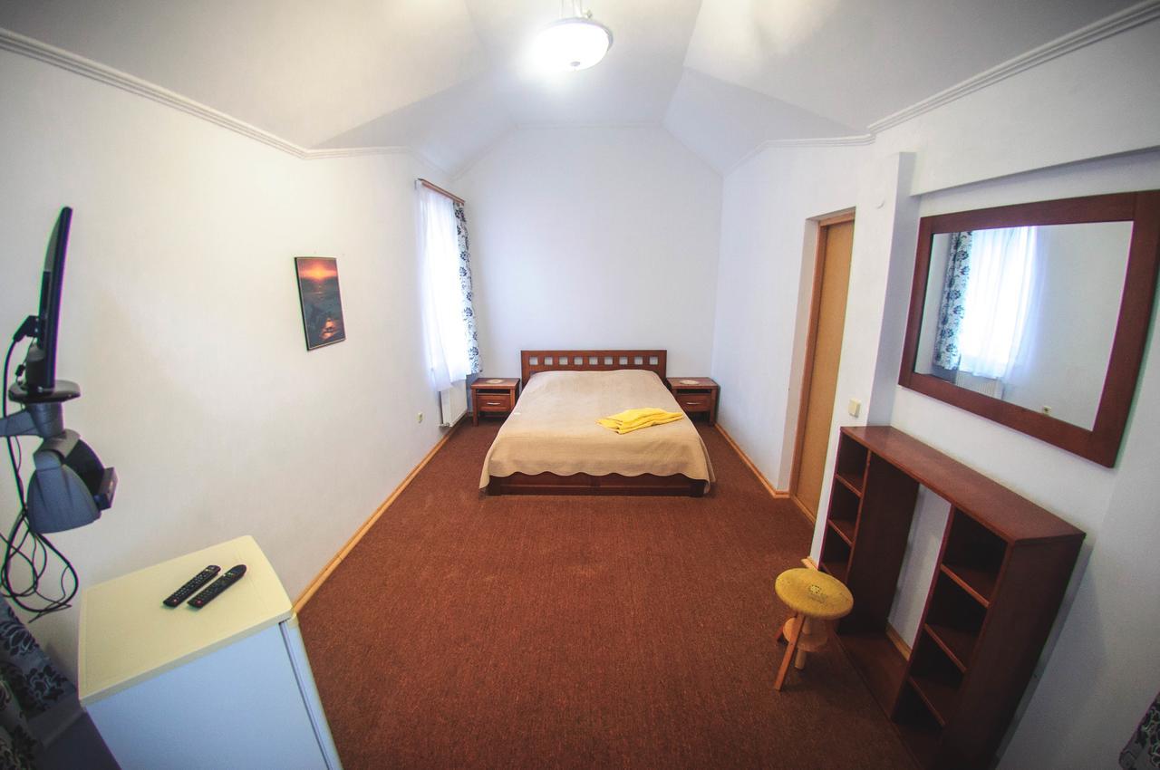 Hotel Radiola Yaremche Luaran gambar