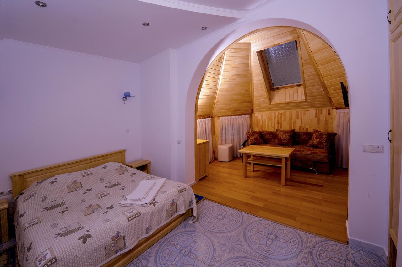 Hotel Radiola Yaremche Luaran gambar