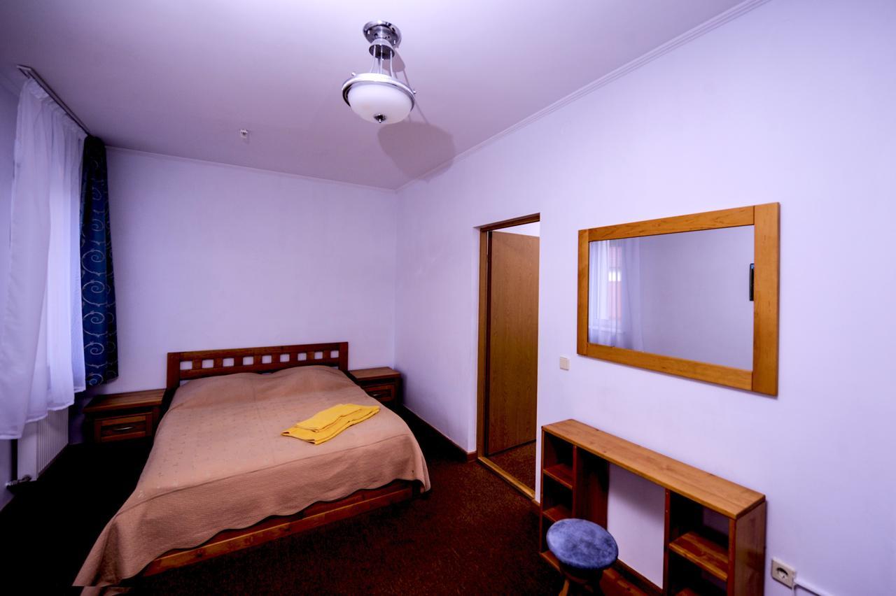 Hotel Radiola Yaremche Luaran gambar