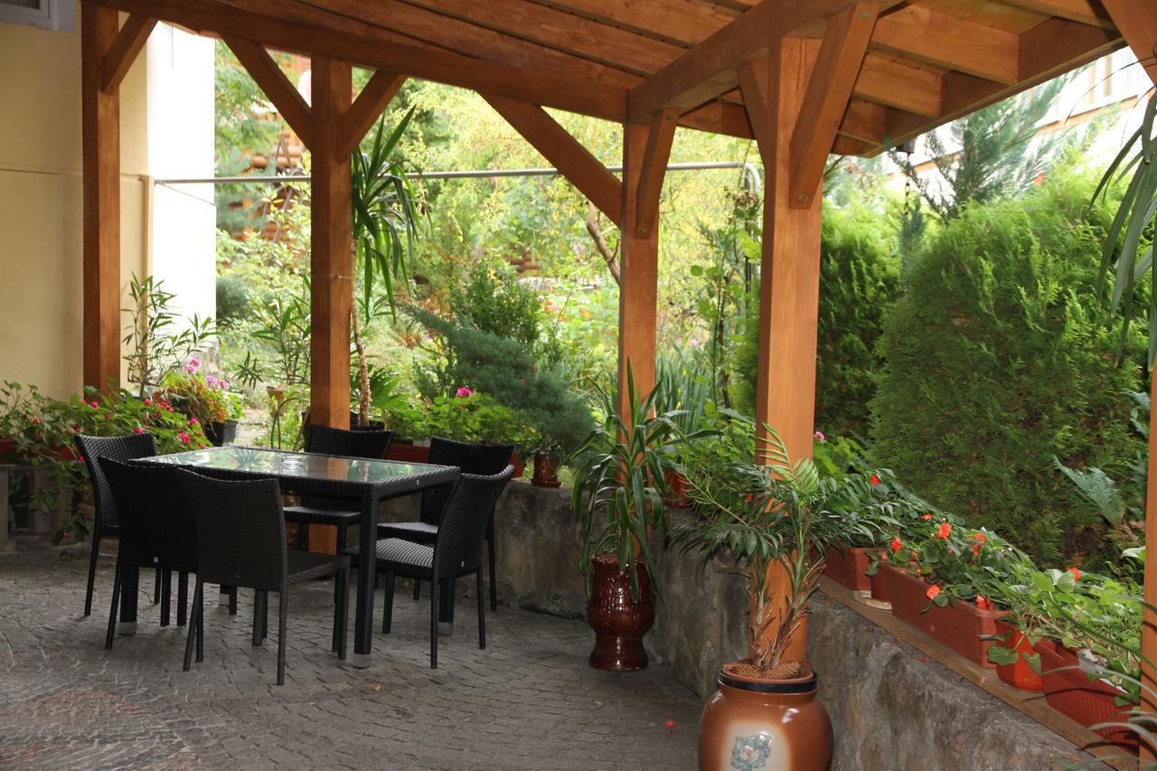 Hotel Radiola Yaremche Luaran gambar