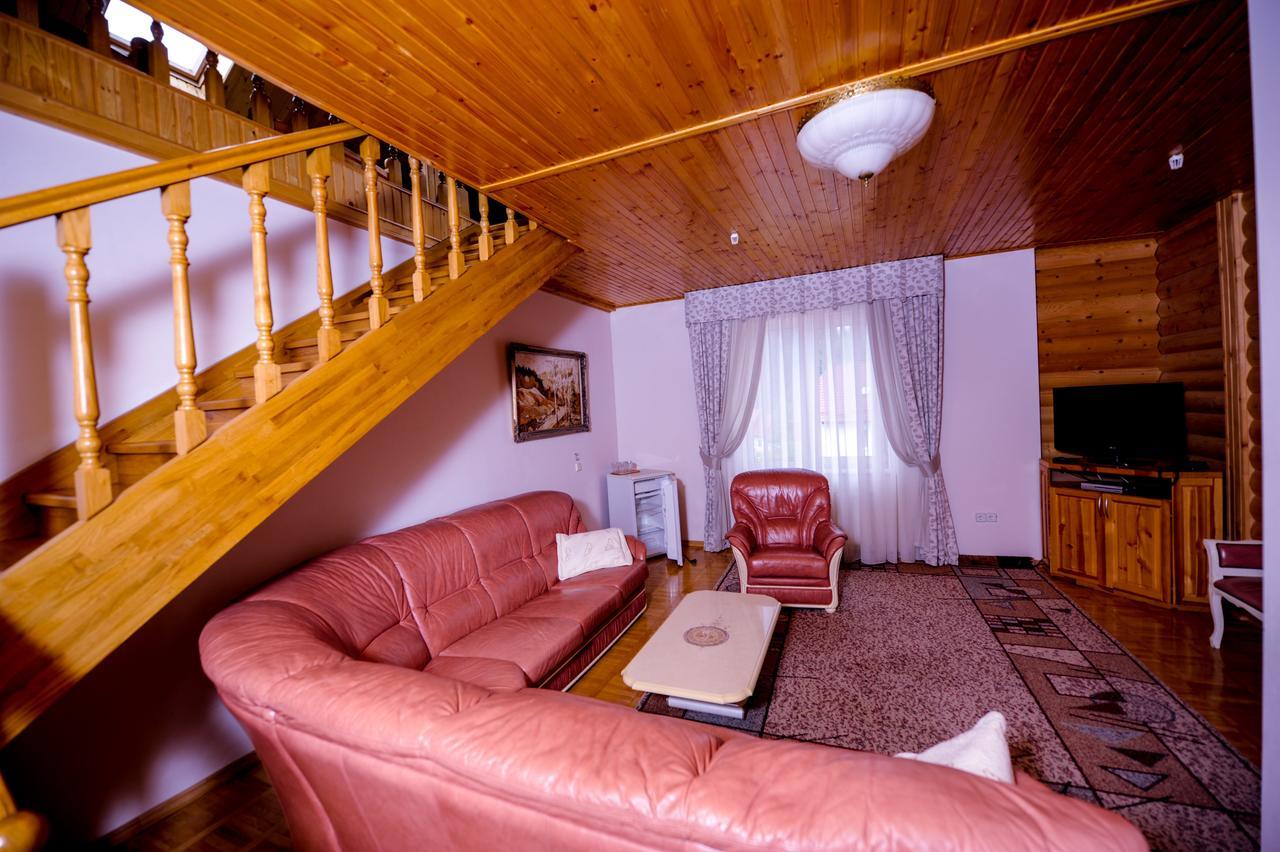 Hotel Radiola Yaremche Luaran gambar