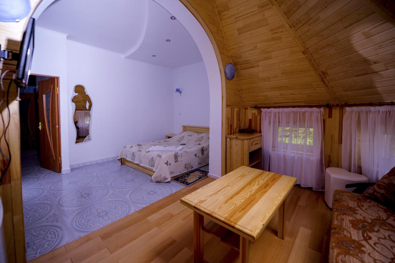 Hotel Radiola Yaremche Luaran gambar