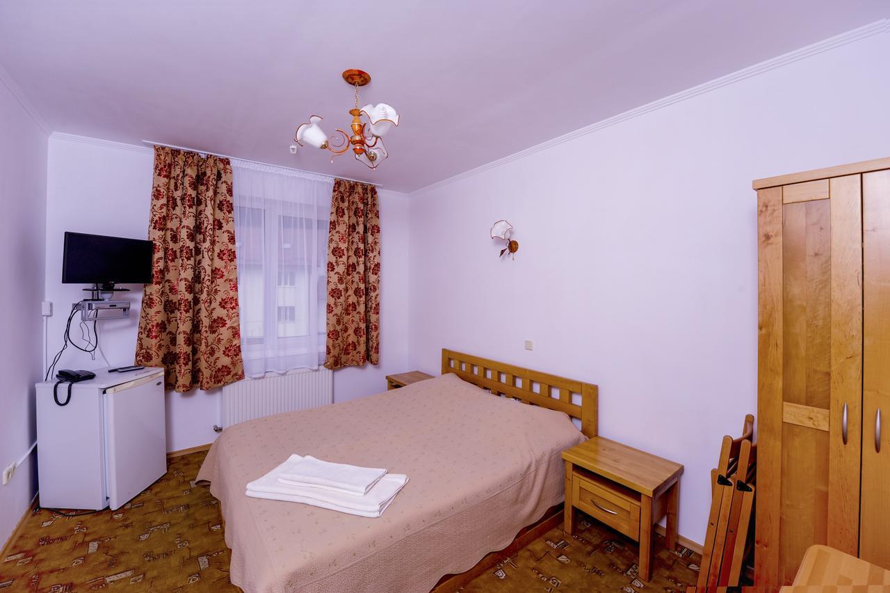 Hotel Radiola Yaremche Luaran gambar